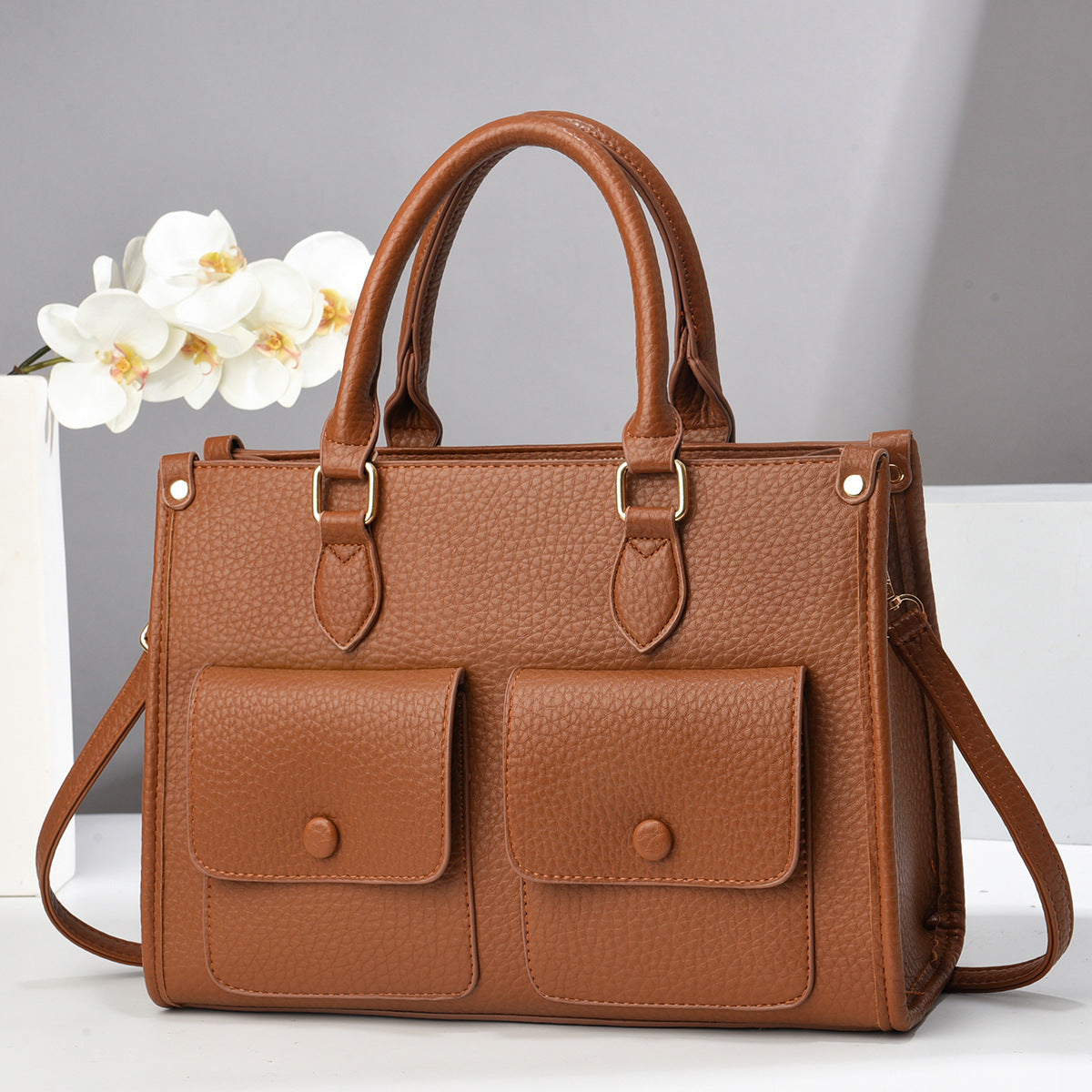 Cartera mediana tipo maletin