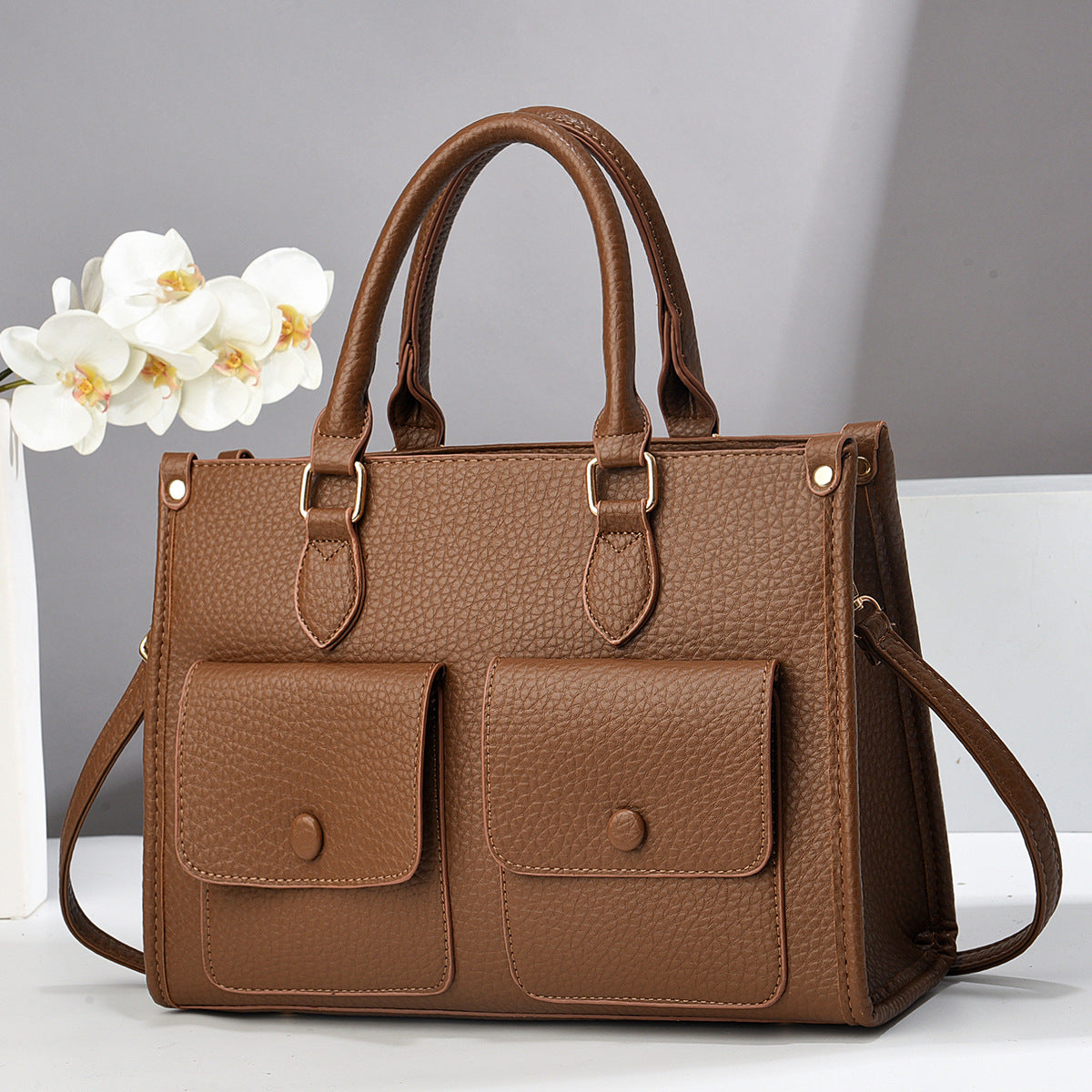 Cartera mediana tipo maletin