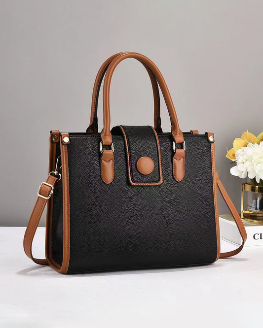 Cartera cuadrada con estilo conservador